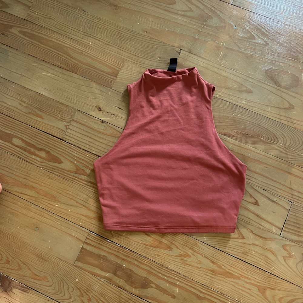 Mock neck crop top